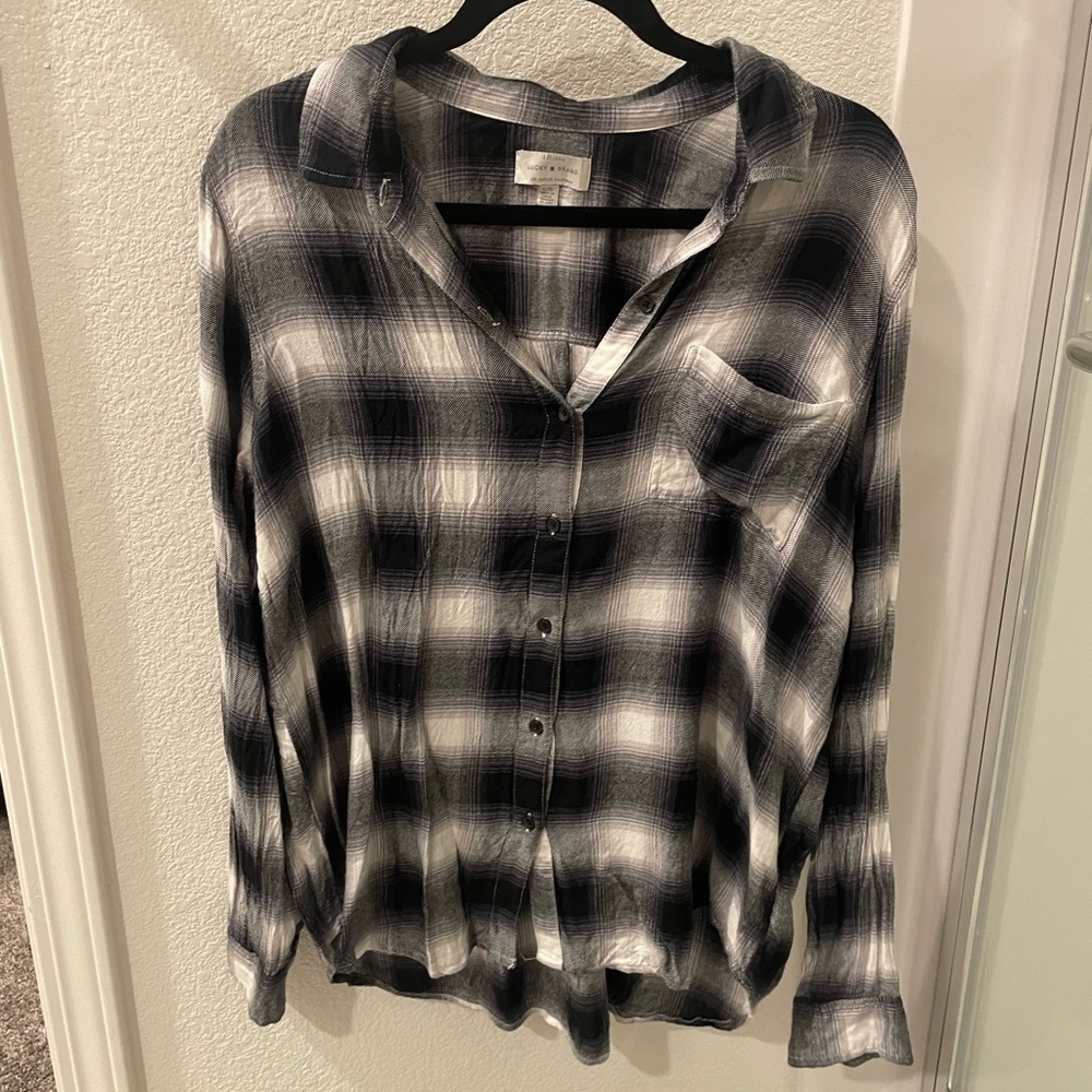 Lucky brand flannel shirt. Super soft!